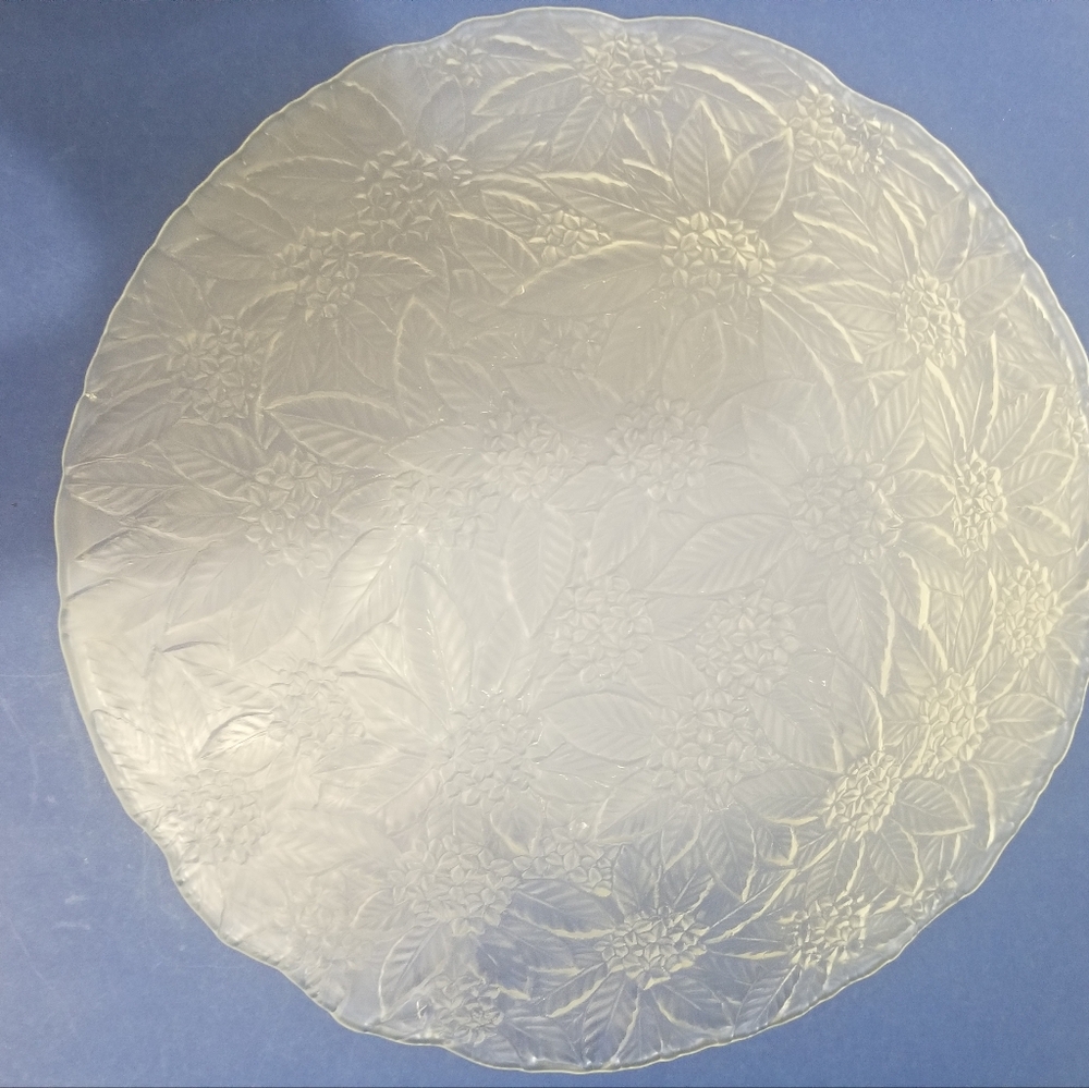 Vintage 14" Depression Clear Heavy GlassFull Poinsettia Holiday Pattern Platter